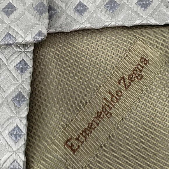 Ermenegildo Zegna Men’s Silk Tie Silver Luxury Designer Necktie Made in Italy - Picture 3 of 3